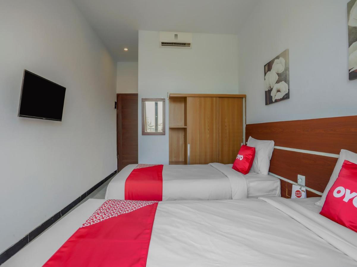 OYO 3852 Valomia Guest House Denpasar Exterior foto